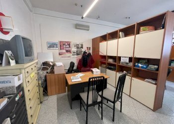 Foto 30 - Commercial Premises Casale Maccabei, Benevento - photo 30