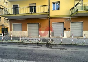 Foto 3 - Warehouse Via Tommaso Bucciano, Benevento - photo 3