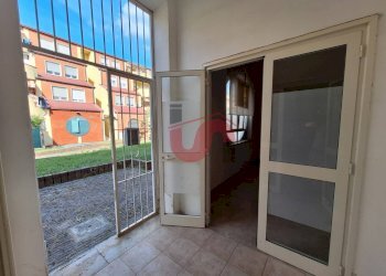 Foto 12 - Commercial Premises Via Iandoli, Benevento - photo 12