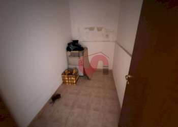 Foto 9 - Commercial Premises Via Iandoli, Benevento - photo 9