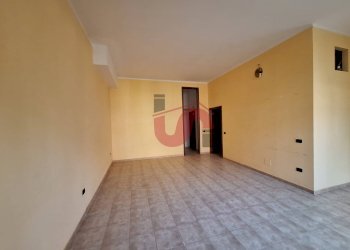 Foto 3 - Commercial Premises Via Lungo Sabato Riccardo Bacchelli, Benevento - photo 3