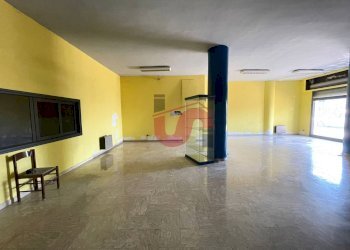 Foto 9 - Commercial Premises Via Avellino, Benevento - photo 9