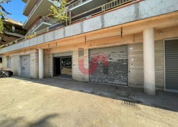 Foto 17 - Commercial Premises Via Avellino, Benevento - photo 17
