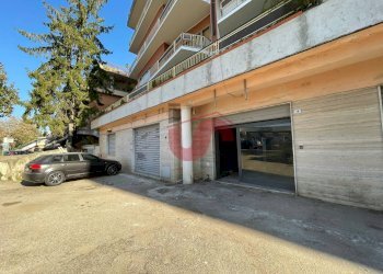 Foto 18 - Commercial Premises Via Avellino, Benevento - photo 18