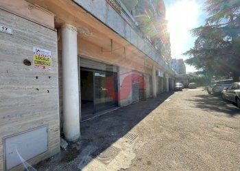 Foto 19 - Commercial Premises Via Avellino, Benevento - photo 19