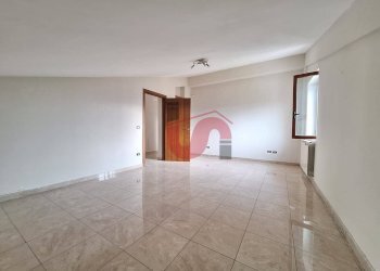 Foto 12 - Four-room apartment Contrada Spinanginosa, Benevento - photo 12