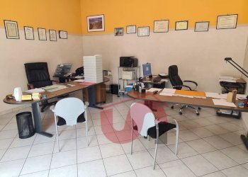 Foto 1 - Commercial Premises Via Almerico Meomartini, Benevento - photo 1