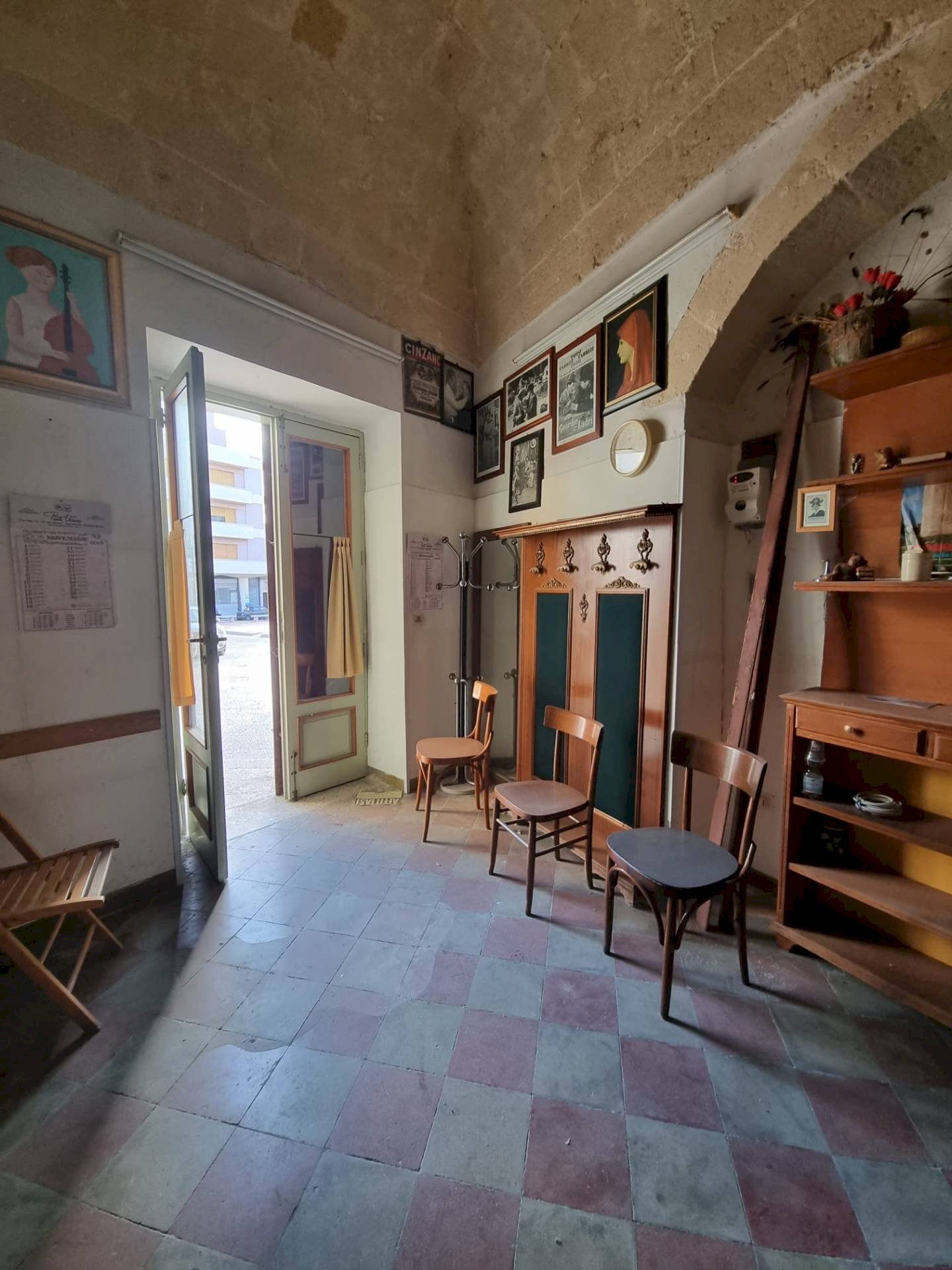 Foto 2 - Locale Commerciale Piazza Garibaldi
 
1, Massafra - foto 2