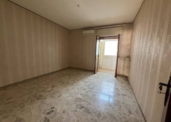 Foto 15 - Quadrilocale Via Galvani
 
15, Palagiano - foto 15