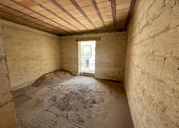 Foto 9 - Quadrilocale Via Volturno
 
9, Massafra - foto 9