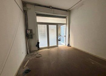 Foto 2 - Locale Commerciale Via Mancini
 
60, Massafra - foto 2