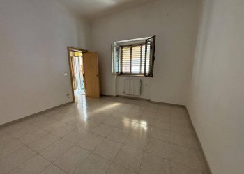 Foto 3 - Quadrilocale Via Trento
 
63, Massafra - foto 3