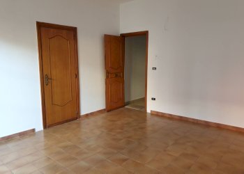 Foto 3 - Locale Commerciale Via Giovanni Nicotera
 
46, Massafra - foto 3