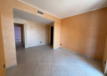 Foto 3 - Quadrilocale Via Udine
 
25, Massafra - foto 3