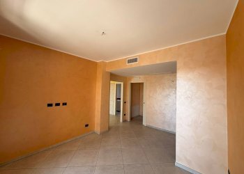 Foto 6 - Quadrilocale Via Udine
 
25, Massafra - foto 6