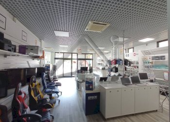 Foto 10 - Commercial Premises Viale San Giovanni Bosco
1, L'Aquila - photo 10