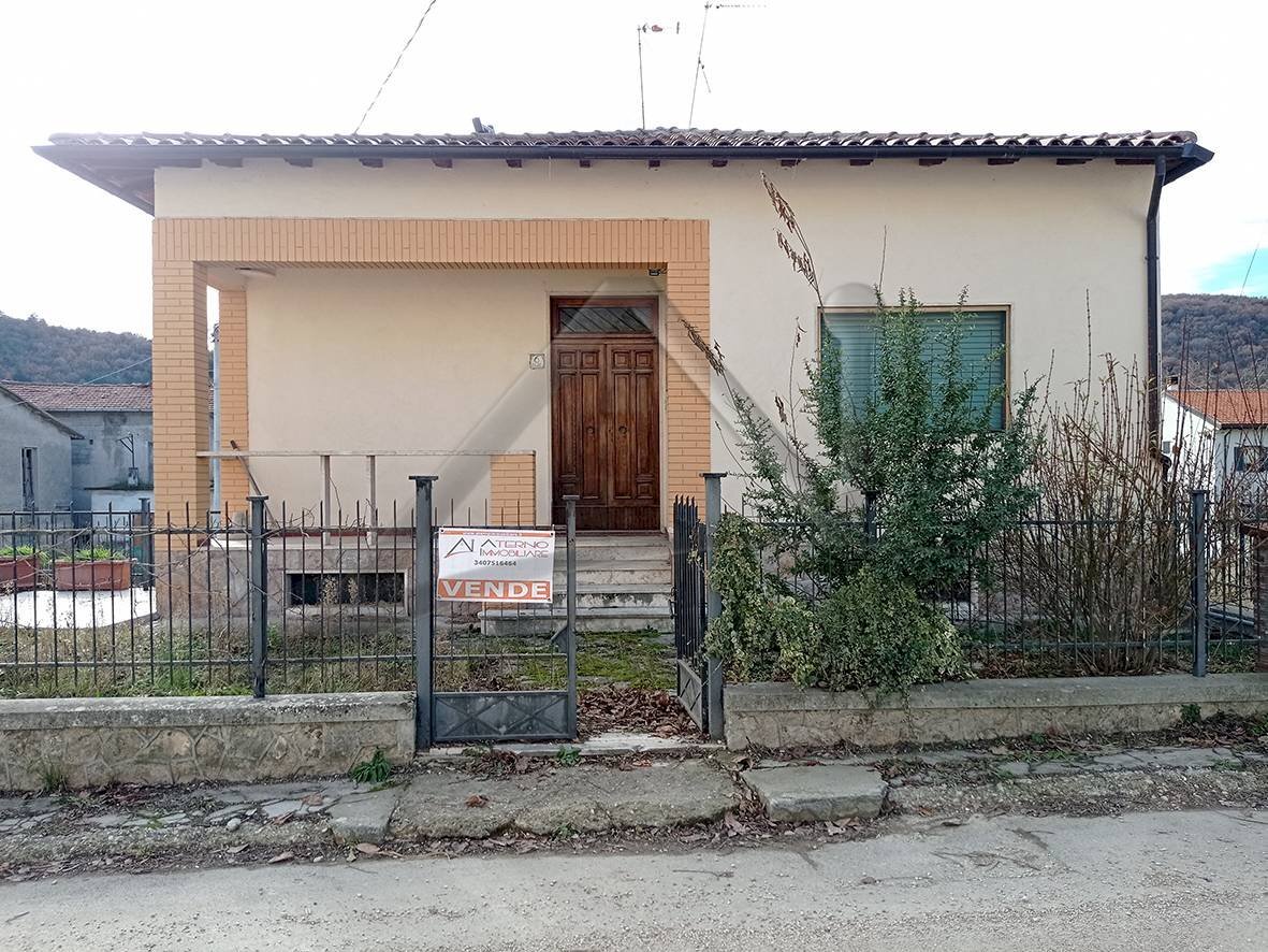 Foto 2 - Casa indipendente Via Roma
6, Prata d'Ansidonia - foto 2