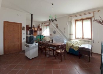 Foto 9 - Casa indipendente Via Roma
 
6, Prata d'Ansidonia - foto 9
