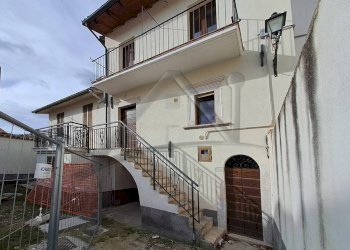 Foto 1 - Casa indipendente Via Flaminio, San Demetrio ne' Vestini - foto 1