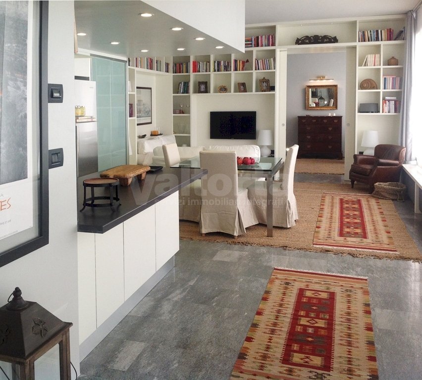 Foto 3 - Two-room apartment Via Caronni
 
10, Monza - photo 3