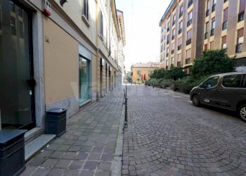 Foto 3 - Shop Via Cortelonga
 
14, Monza - photo 3