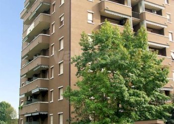 Foto 1 - Box Via Sangalli
 
3, Monza - photo 1