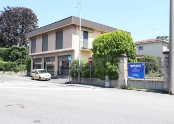 Foto 6 - Negozio Via Don Milani
 
2, Carate Brianza - foto 6