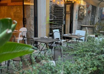 Foto 2 - Attività Commerciale Via dei Tibaldeschi, Ascoli Piceno - foto 2