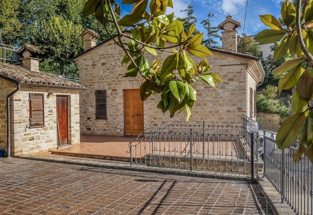 Foto 1 - Independent house Montelparo - photo 1