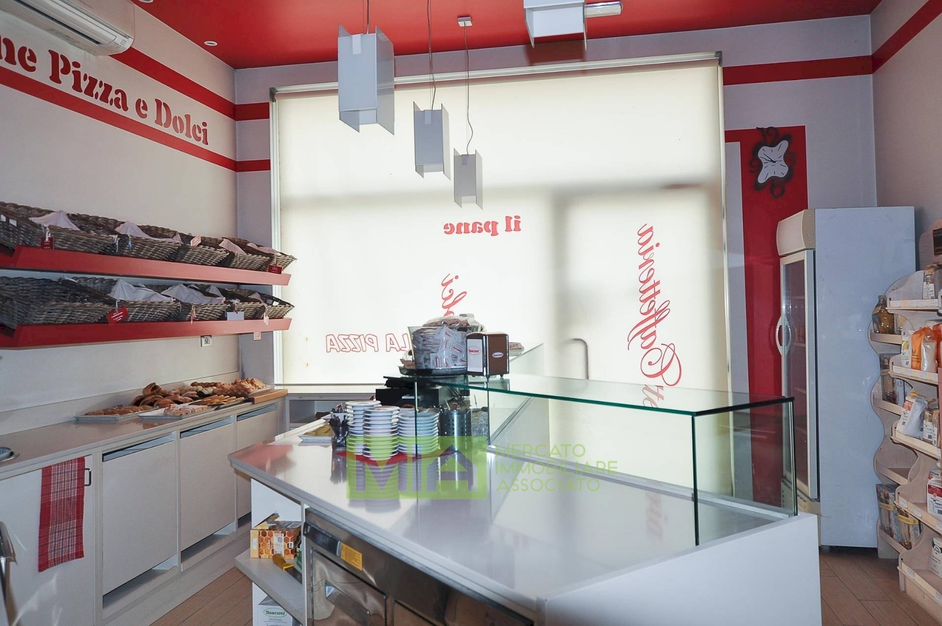 Foto 2 - Commercial Activity Via Mazzini, Comunanza - photo 2