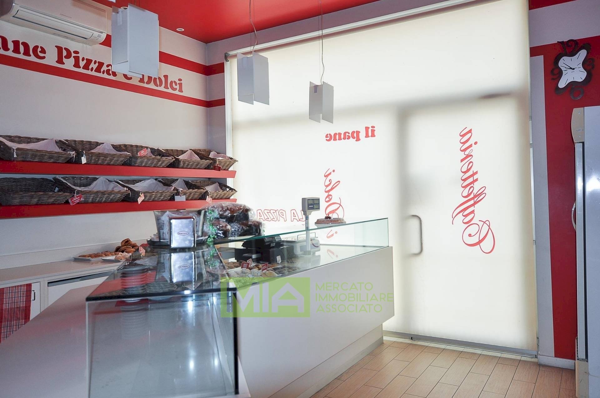 Foto 3 - Commercial Activity Via Mazzini, Comunanza - photo 3