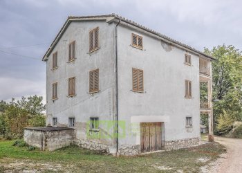 Foto 1 - Rustico Contrada Polica Vecchia, Comunanza - foto 1