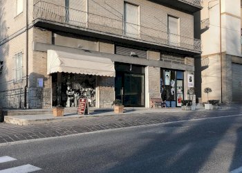 Foto 4 - Commercial Premises Via Cesare Battisti
 
76, Amandola - photo 4