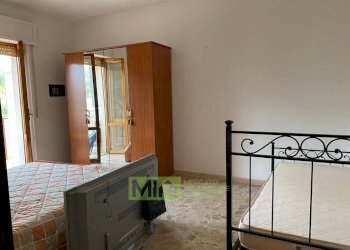 Foto 12 - Apartment Via Montale
 
1, Roccafluvione - photo 12