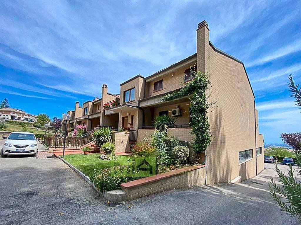 Foto 2 - Villa Santa Vittoria in Matenano - foto 2