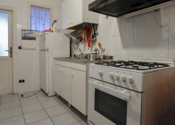 Foto 18 - Apartment Via Alfredino Rampi
 
28, Force - photo 18