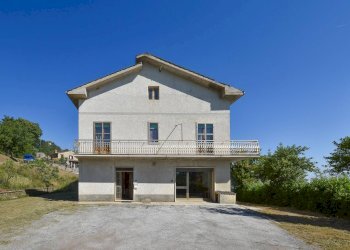 Foto 1 - Rustic Contrada Luogo di Sasso, Montefalcone Appennino - photo 1