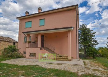 Foto 1 - Villa Contrada Santa Croce, Santa Vittoria in Matenano - foto 1