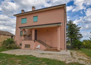 Foto 1 - Villa Contrada Santa Croce, Santa Vittoria in Matenano - foto 1
