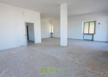 Foto 13 - Locale Commerciale via Scarlatti
 
3, Altidona - foto 13