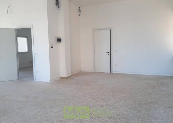 Foto 15 - Locale Commerciale via Scarlatti
 
3, Altidona - foto 15