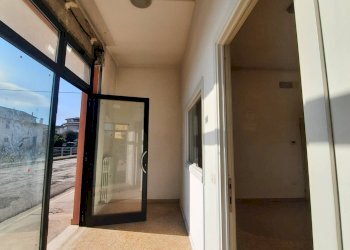 Foto 6 - Locale Commerciale via Scarlatti
 
3, Altidona - foto 6