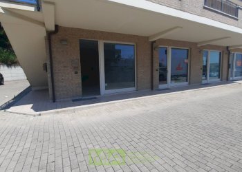 Foto 15 - Locale Commerciale via Leonardo Da Vinci
45, Altidona - foto 15