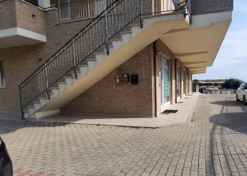 Foto 1 - Commercial Premises via Leonardo Da Vinci
45, Altidona - photo 1