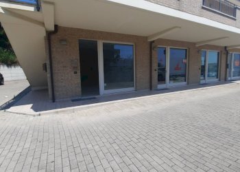 Foto 15 - Commercial Premises via Leonardo Da Vinci
45, Altidona - photo 15