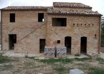 Foto 6 - Rustico via Case Rosse
 
snc, Montedinove - foto 6