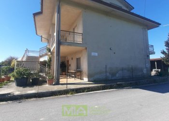 Foto 1 - Independent house Contrada Colle
 
18, Montegiorgio - photo 1