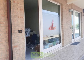 Foto 2 - Locale Commerciale via Leonardo da Vinci
 
snc, Altidona - foto 2