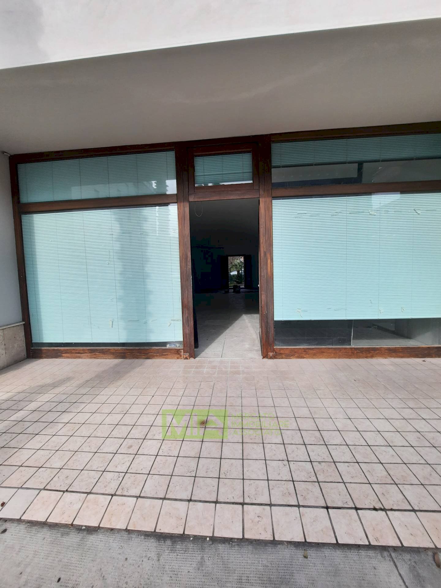 Foto 2 - Locale Commerciale via Giacomo Leopardi
 
27, Pedaso - foto 2