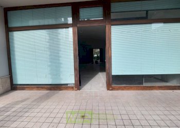 Foto 2 - Locale Commerciale via Giacomo Leopardi
 
27, Pedaso - foto 2